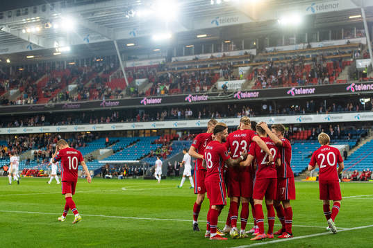 Erling Braut Haaland of Norway celebrates with team mates