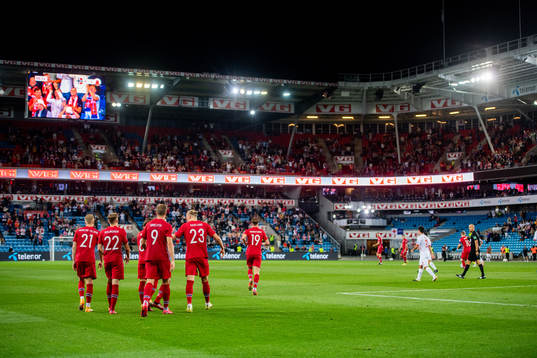 Players of Norway celebrate the 4-1 goal