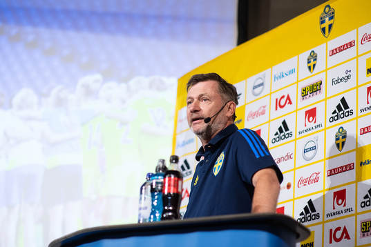 Bläddra bland fler bilder av Football, Sweden, Press Conference
