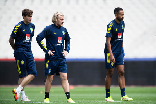 Victor Nilsson Lindelöf, Emil Forsberg and Isaac
