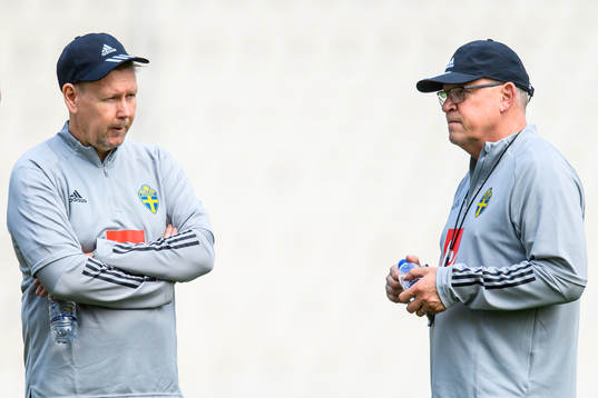 Assistant coach Peter Wettergren and head coach Janne