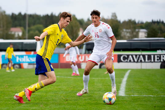 Sveriges Williot Swedberg och Danmarks Silas Andersen