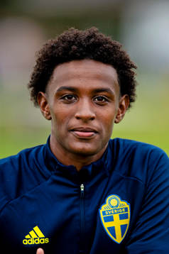 Sveriges Amar Abdirahman Ahmed innan fotbollsmatchen i