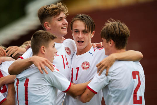Danmarks Gustav Ørsøe Christensen, Jonathan Foss, William