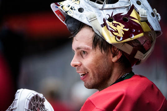 Modos målvakt Niklas Lundström