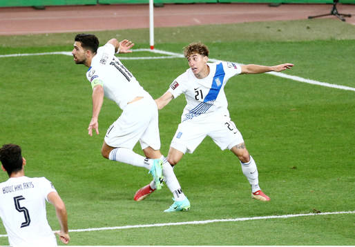 Tasos Bakasetas of Greece celebrate