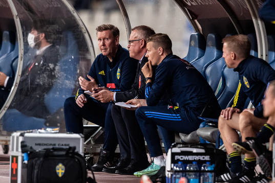 Goalkeeper coach Maths Elfvendal, head coach Janne