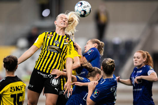 Stina Blackstenius of Häcken