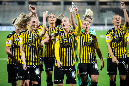 Players of Häcken celebrated