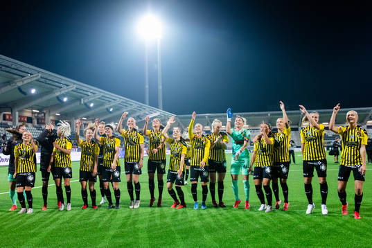Players of Häcken celebrates