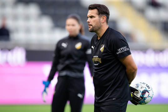 Mattias Gustafsson goalkeeper coach