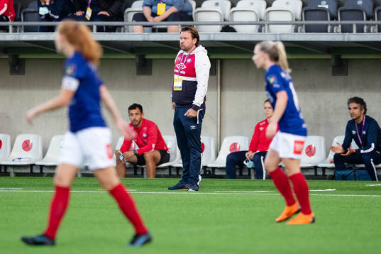 Head coach Jack Majgaard Jensen of Vålerenga