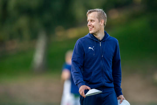 Eskilsminnes assisterande tränare André Petersson
