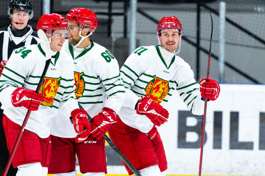 Moras Paul Bittner jublar