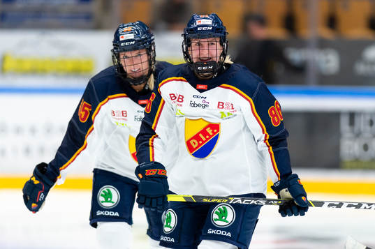 Djurgårdens Selma Tyreskog jublar