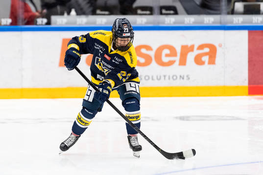 s Sanni Hakala