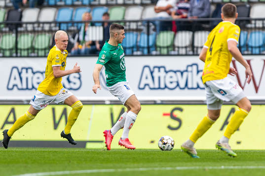 Falkenbergs Adam Bergmark Wiberg och Jönköpings Marko