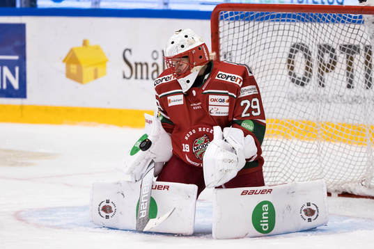 Modos målvakt Klara Peslarkova