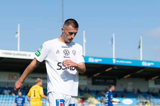 Brages Leonard Pllana deppar