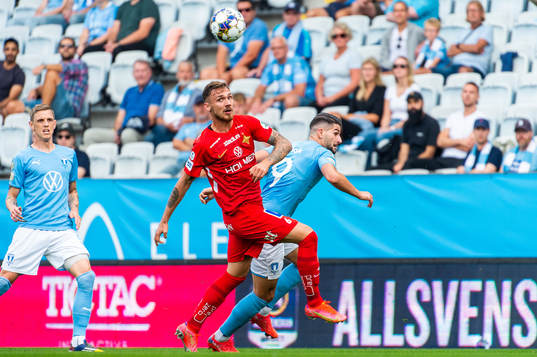 IFK Norrköpings Linus Wahlqvist och Malmö FFs Antonio