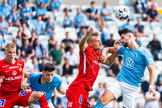IFK Norrköpings Henrik Castegren och Malmö FFs Antonio