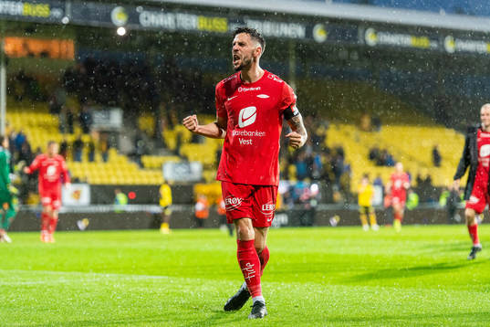Daniel Alexander Pedersen of Brann celebrates