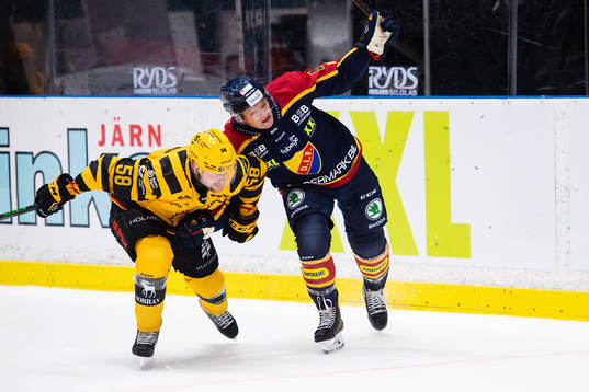 Skellefteås Oskar Nilsson och Djurgårdens Rhett Rakhshani