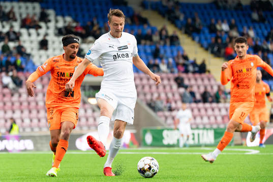 AFC Eskilstunas Viktor Fors och Helsingborgs Viktor Lundberg