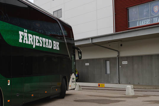 under ishockeymatchen i SHL mellan Växjö och Färjestad