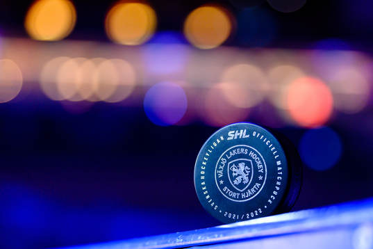 Matchpuck före ishockeymatchen i SHL mellan Växjö och