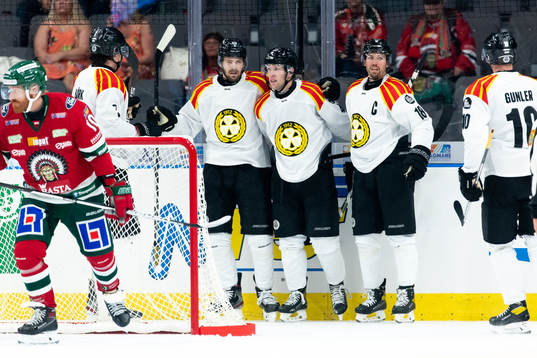 Brynäs Greg Scott jublar