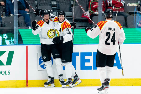 Brynäs Linus Öhlund jublar