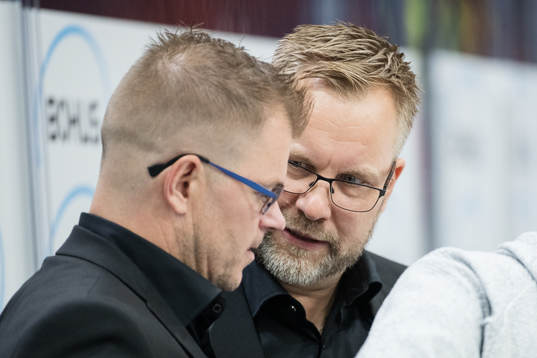 Brynäs assisterande tränare Ari-Pekka Pajuluoma och