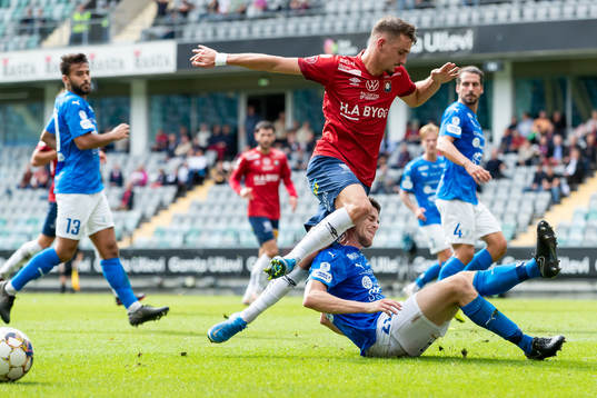 Örgrytes Ajdin Zeljkovic och  Akropolis Jesper Björkman