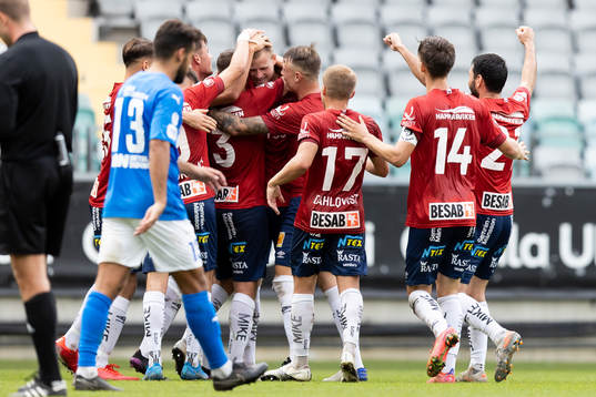 Örgrytes spelare jublar