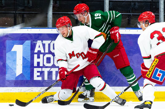 Modos Oscar Pettersson och Moras Filip Lennström