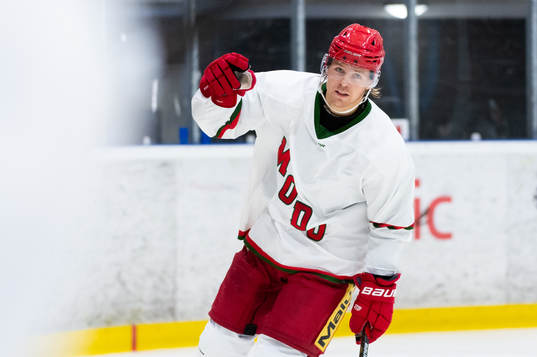 Modos Mikkel Aagaard jublar