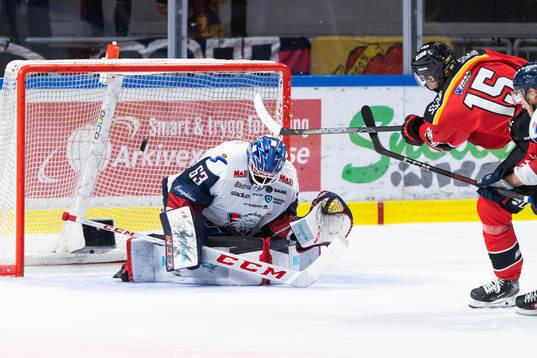 Luleås Carl Mattsson sätter 4-2