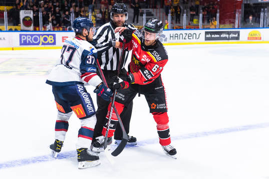 Linköpings Jesper Pettersson och Luleås Linus Omark