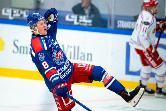 Oskarshamns Fredrik Olofsson jublar