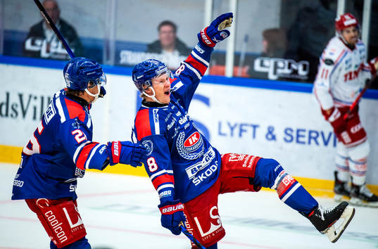 Oskarshamns Fredrik Olofsson jublar