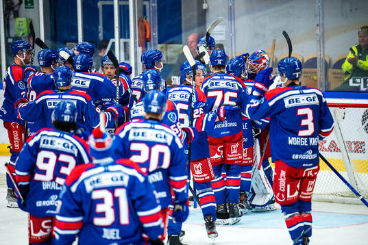 Oskarshamns spelare jublar