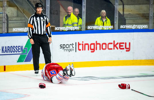 Timrås Morten Madsen har ont