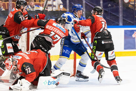 Leksands Patrik Norén gruffar med Malmö Redhawks Pathrik
