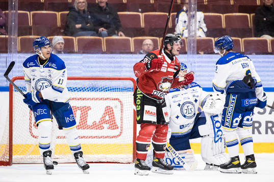 Malmö Redhawks Lance Bouma jublar