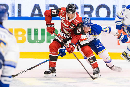 Malmö Redhawks Matias Lassen och Leksands Carter Ashton