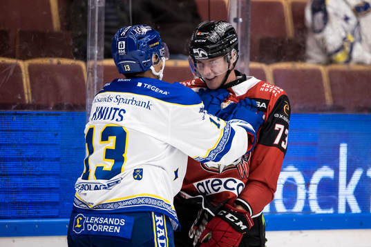 Leksands Jon Knuts och Malmö Redhawks Adam Ollas Mattsson