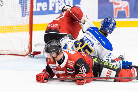 Malmö Redhawks Matias Lassen och Leksands Carter Camper