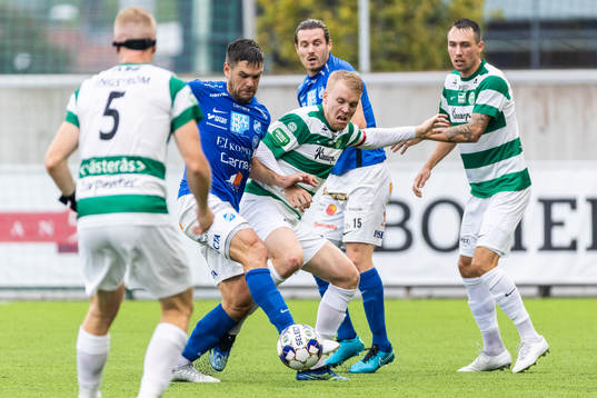 Norrbys Ivo Dominik Pekalski mot Västerås Simon Johansson