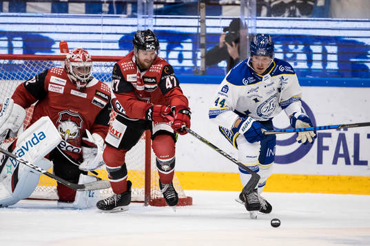 Leksands Carter Ashton och Malmö Redhawks Joakim Ryan